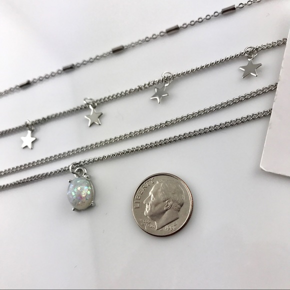 3 for $25⚡️sequin stars faux opal layered choker - Picture 4 of 5